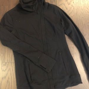 Gap Body sweatshirt with asymmetrical zipper